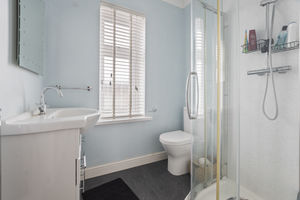 Photo 25- click for photo gallery